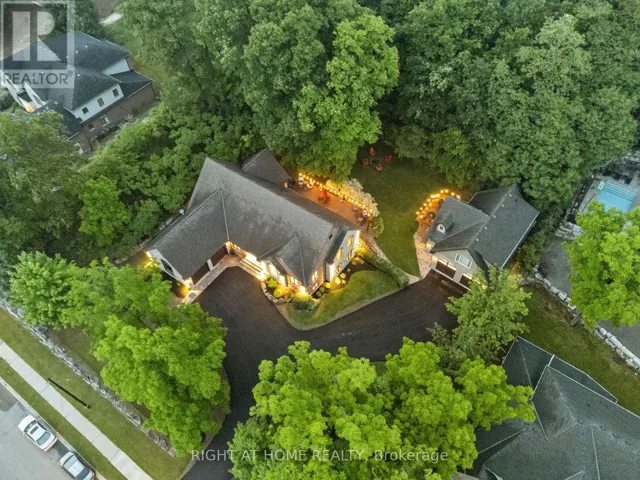 515 HAMILTON DRIVE, Hamilton (Ancaster), Ontario L9G2A9