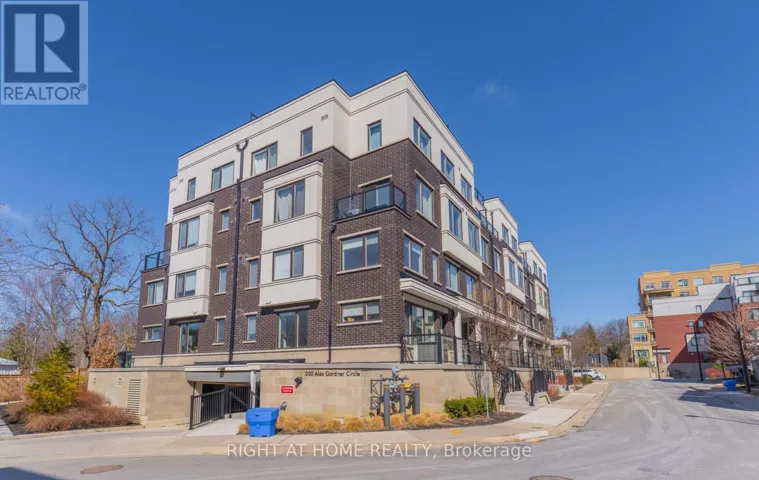 34 - 200 ALEX GARDNER CIRCLE, Aurora (Aurora Heights), Ontario L4G3G5