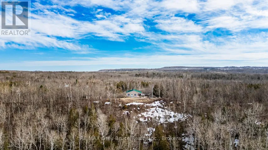 504240 GREY ROAD 1 ROAD W, Georgian Bluffs, Ontario N0H2T0
