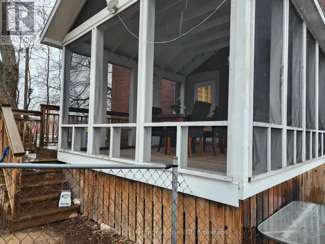 8269 WILLOUGHBY DRIVE, Niagara Falls (Chippawa), Ontario L2G6X4