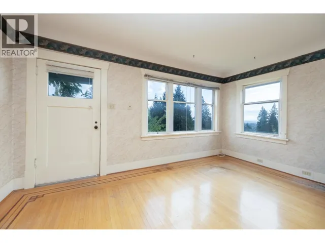 1195 DEMPSEY ROAD, North Vancouver, British Columbia V7K1S4