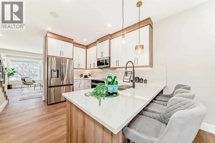 722 53 Avenue SW, Calgary, Alberta T2V0C3