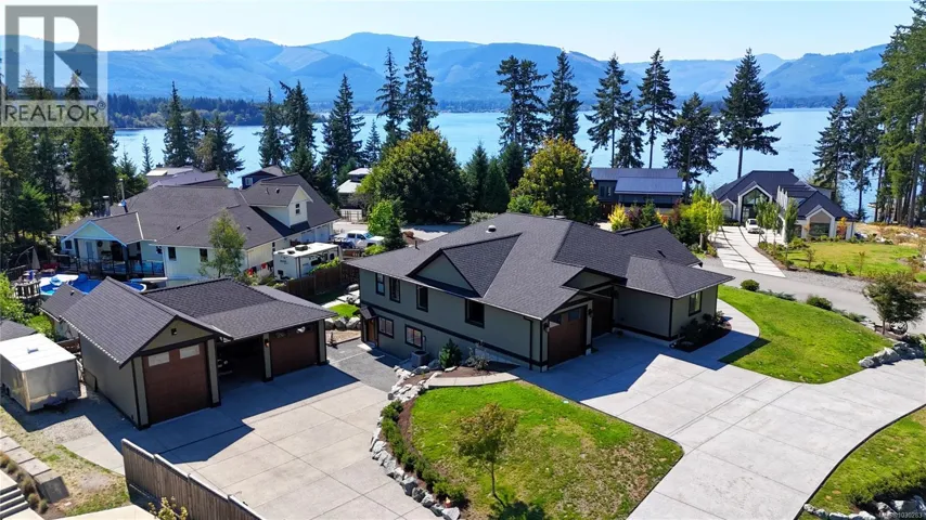 7375 Lakefront Dr, Lake Cowichan, British Columbia V0R2G1