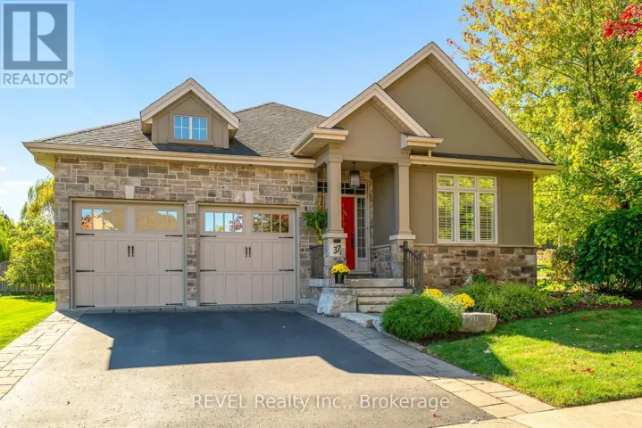 37 HICKORY AVENUE, Niagara-on-the-Lake (St. Davids), Ontario L0S1J1