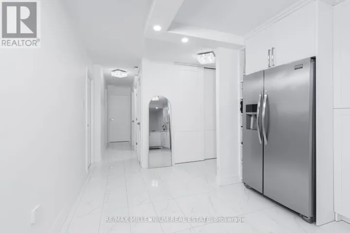 706 - 2645 KIPLING AVENUE W, Toronto (Mount Olive-Silverstone-Jamestown), Ontario M9V3S6