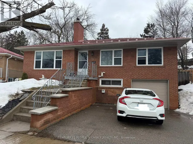 39 MEADOWLAND DRIVE, Brampton (Brampton East), Ontario L6W2R5