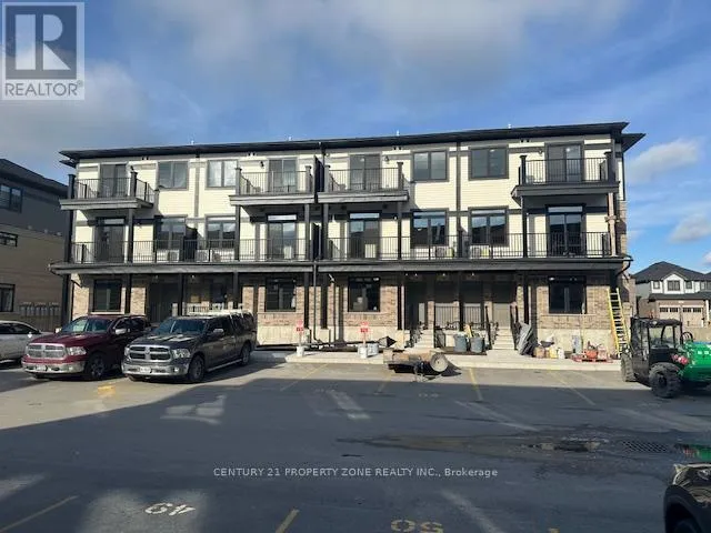 55 LOMOND LANE, Kitchener, Ontario N2R1R7