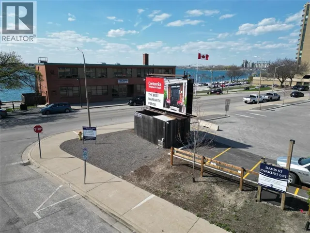 110 DAVIS STREET, Sarnia, Ontario N7T5T6
