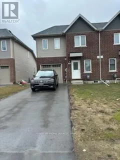 TH G08 - 390 CHAFFEY STREET, Welland (Lincoln/Crowland), Ontario L3B2Y7