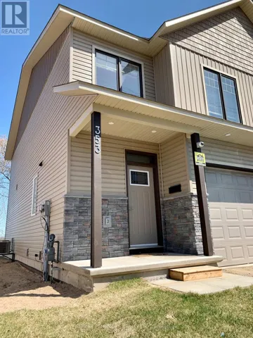 353 NELSON STREET, Pembroke, Ontario K8A3N5