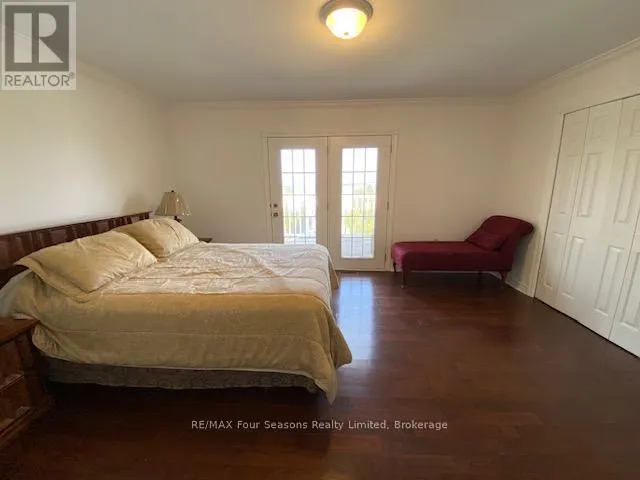 780