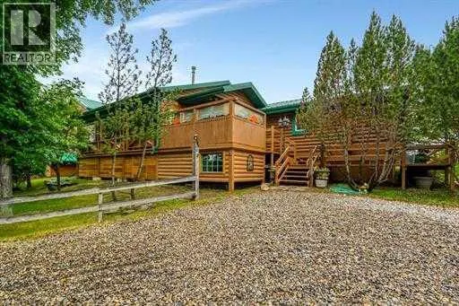 240 Essex Street, Carbon, Alberta T0M0L0