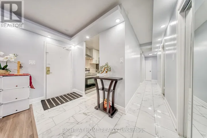 2014 - 320 DIXON ROAD, Toronto (Kingsview Village-The Westway), Ontario M9R1S8