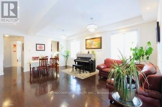 129 SHADOW FALLS DRIVE, Richmond Hill (Jefferson), Ontario L4E4K2