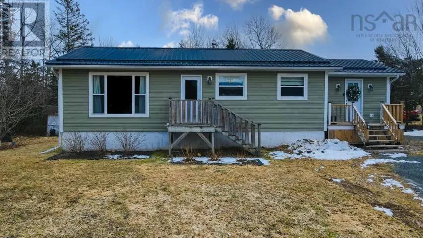 11 East Uniacke Road, Mount Uniacke, Nova Scotia B0N1Z0
