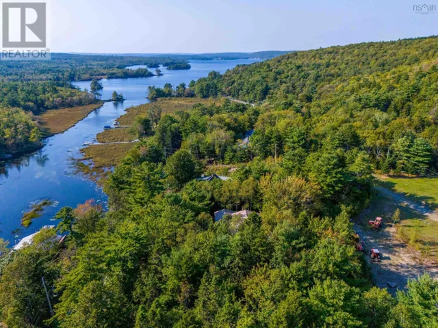 000 Waverley Road, Waverley, Nova Scotia B3A1M9