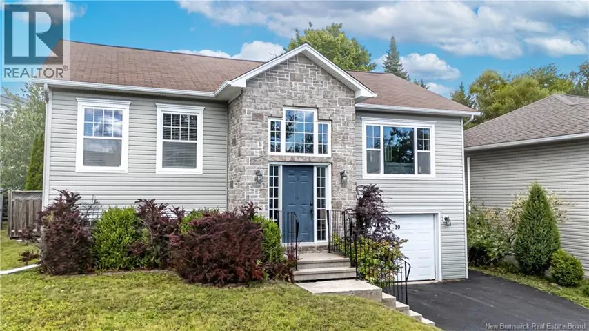30 Brown Boulevard, Fredericton, New Brunswick E3A0E4