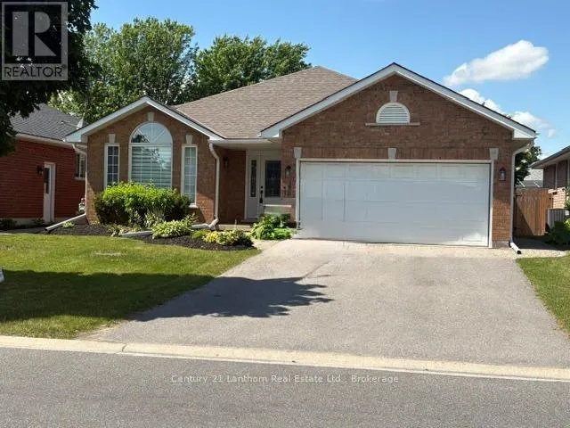 28 HICKORY GROVE, Belleville (Belleville Ward), Ontario K8N5Y1