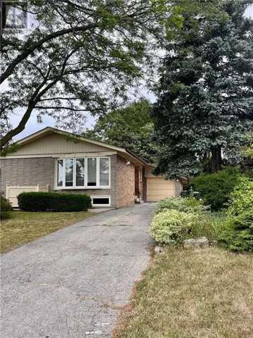 LOWER #2 - 164 RICHARD CLARK DRIVE, Toronto (Downsview-Roding-CFB), Ontario M3M1V4