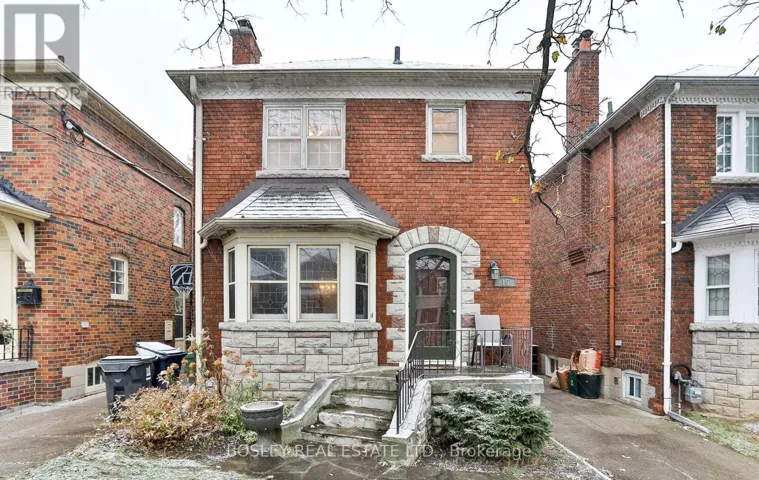 15 ROLPH ROAD, Toronto (Leaside), Ontario M4G3M5