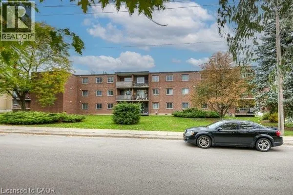 4 AVALON Place Unit# 106, Kitchener, Ontario N2M4N6