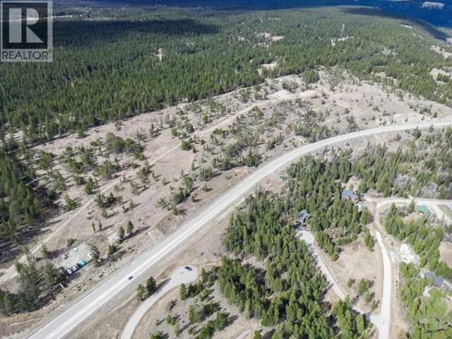 6079 93/95 Highway, Fairmont Hot Springs, British Columbia V0B1L2