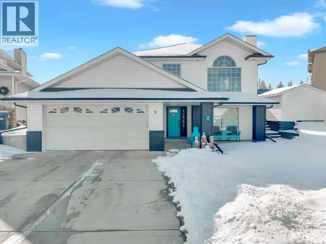 9 Pickering Close, Sylvan Lake, Alberta T4S1K2