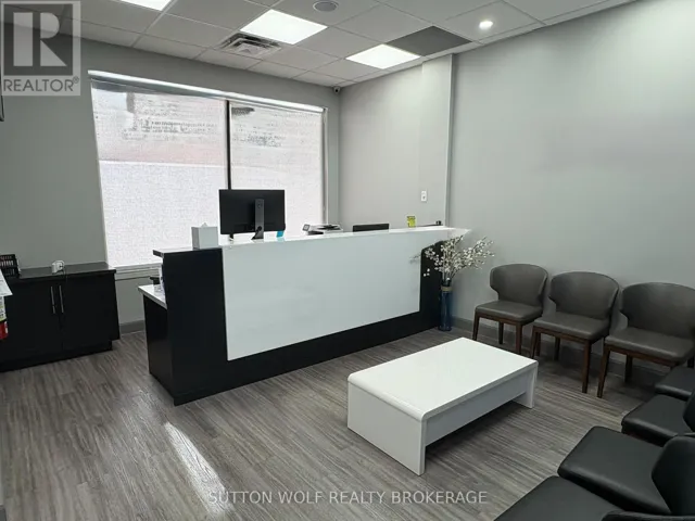 323 CARADOC STREET S, Strathroy-Caradoc (SE), Ontario N7G2P3