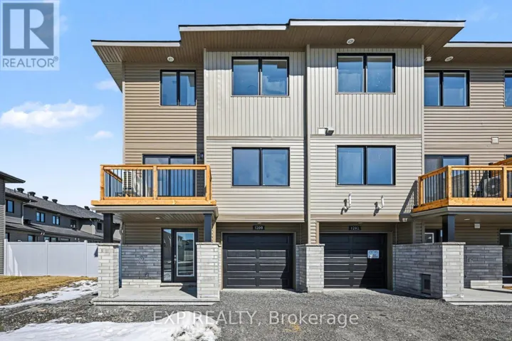 1200 COPE DRIVE, Ottawa, Ontario K2S3C4