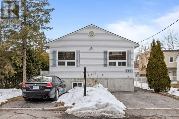 404 DIEPPE STREET, Ottawa, Ontario K1L6V4