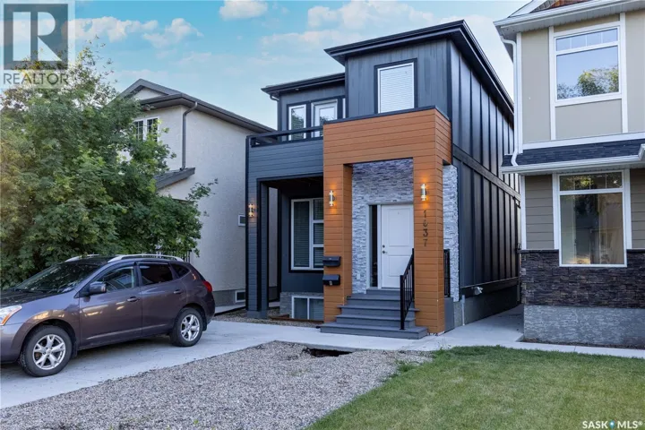 1037 7th STREET E, Saskatoon, Saskatchewan S7H0Y7
