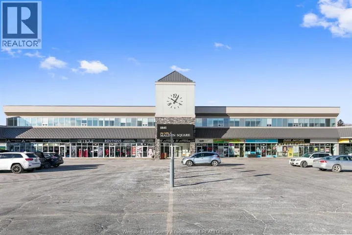 5841 MALDEN Square Unit# 202, LaSalle, Ontario N9H1S3