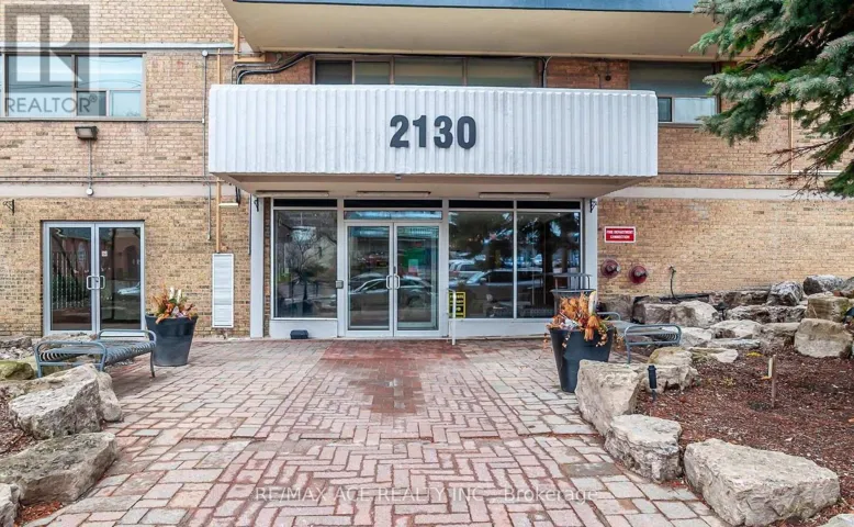 906 - 2130 WESTON ROAD, Toronto (Mount Dennis), Ontario M6N3R9