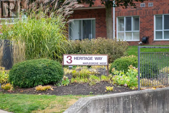 306 - 3 HERITAGE WAY, Kawartha Lakes (Lindsay), Ontario K9V5Z1