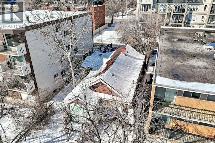629 9A Street NW, Calgary, Alberta T2n1T9
