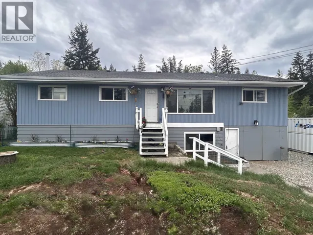 411 RICHARD STREET, Esler / Dog Creek, British Columbia V2G3L8