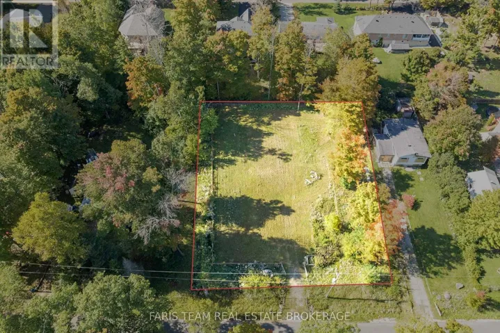 76 MCARTHUR DRIVE, Penetanguishene, Ontario L9M1W9