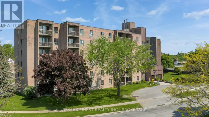 301 - 17 ELDON HALL PLACE, Kingston (Central City West), Ontario K7M7H5