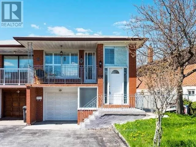 LOWER - 136 CABANA DRIVE, Toronto (Humber Summit), Ontario M9L1K9