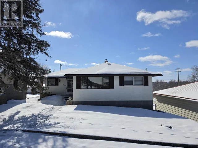 907 Seventh Street N, Kenora, Ontario P9N2R4
