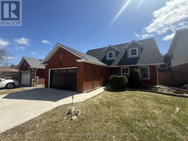8 PASSMORE AVENUE, Orangeville, Ontario L9W4E2