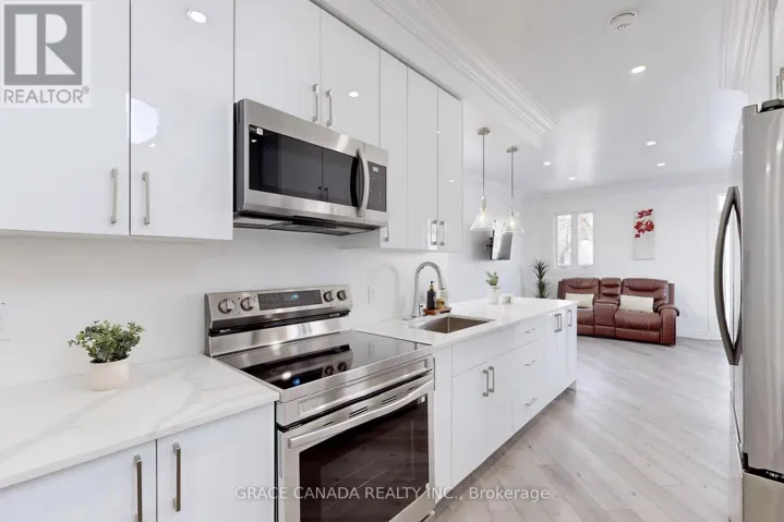 85 ALBANY AVENUE, Hamilton (Homeside), Ontario L8H2H4