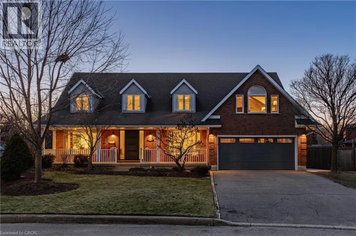 553 SANDBROOKE Court, Waterloo, Ontario N2T2H4