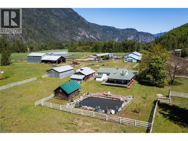 2169 Solsqua Road, Sicamous, British Columbia V0E2V0