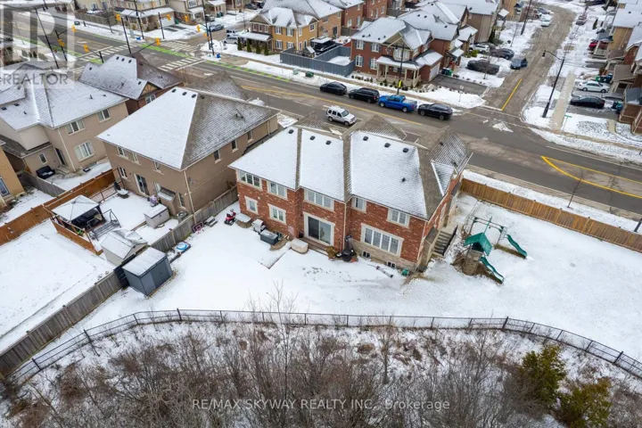 67 VETERANS DRIVE, Brampton (Northwest Brampton), Ontario L7A0T6