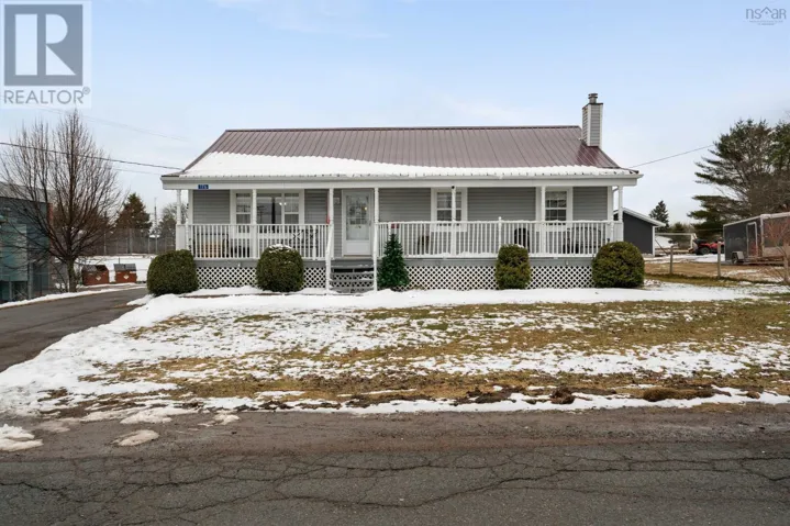 176 Pearl Street, River Hebert, Nova Scotia B0L1G0