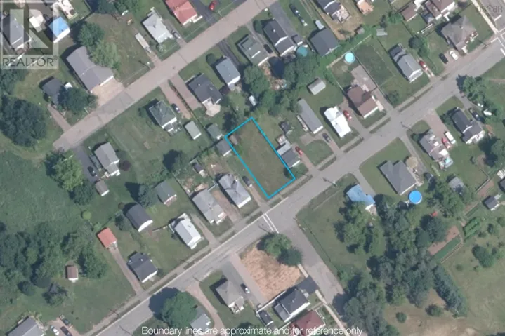 13 Cornwall Street, Amherst, Nova Scotia B4H1H3