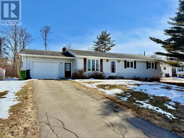 649 UPPER QUEEN Street, Charlottetown, Prince Edward Island C1A9C8