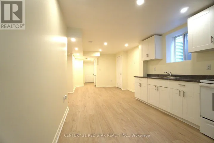 521 YATES DRIVE, Milton (CO Coates), Ontario L9T8Z7