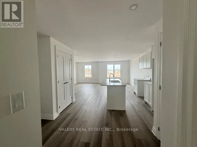3 - UPPER - 7489 MARVEL DRIVE, Niagara Falls (Brown), Ontario L2H3V7